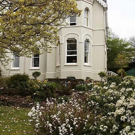 Oakhurst House Cobh