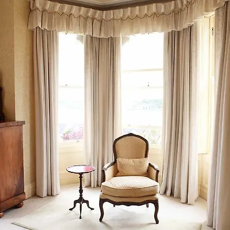 Oakhurst House Bed and breakfast